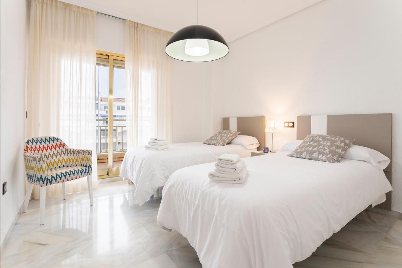 Rentcostadelsol Fuengirola Dona Sofia B Exterior foto